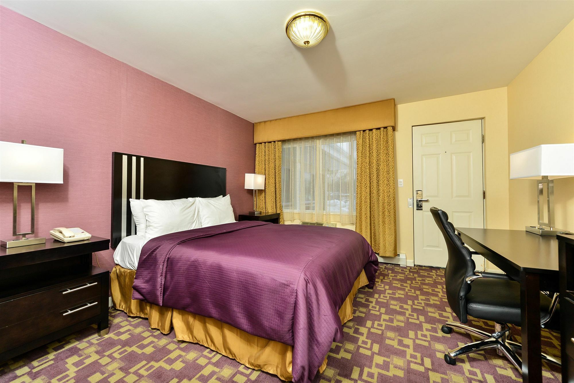Americas Best Value Inn Providence-North Scituate Eksteriør bilde